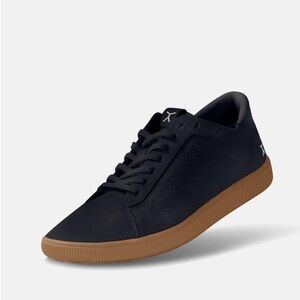 Men’s Flux footwear Black and Tan Sneakers size 11